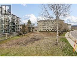368 Valley Road, Kelowna, BC V1V2E5 Photo 10