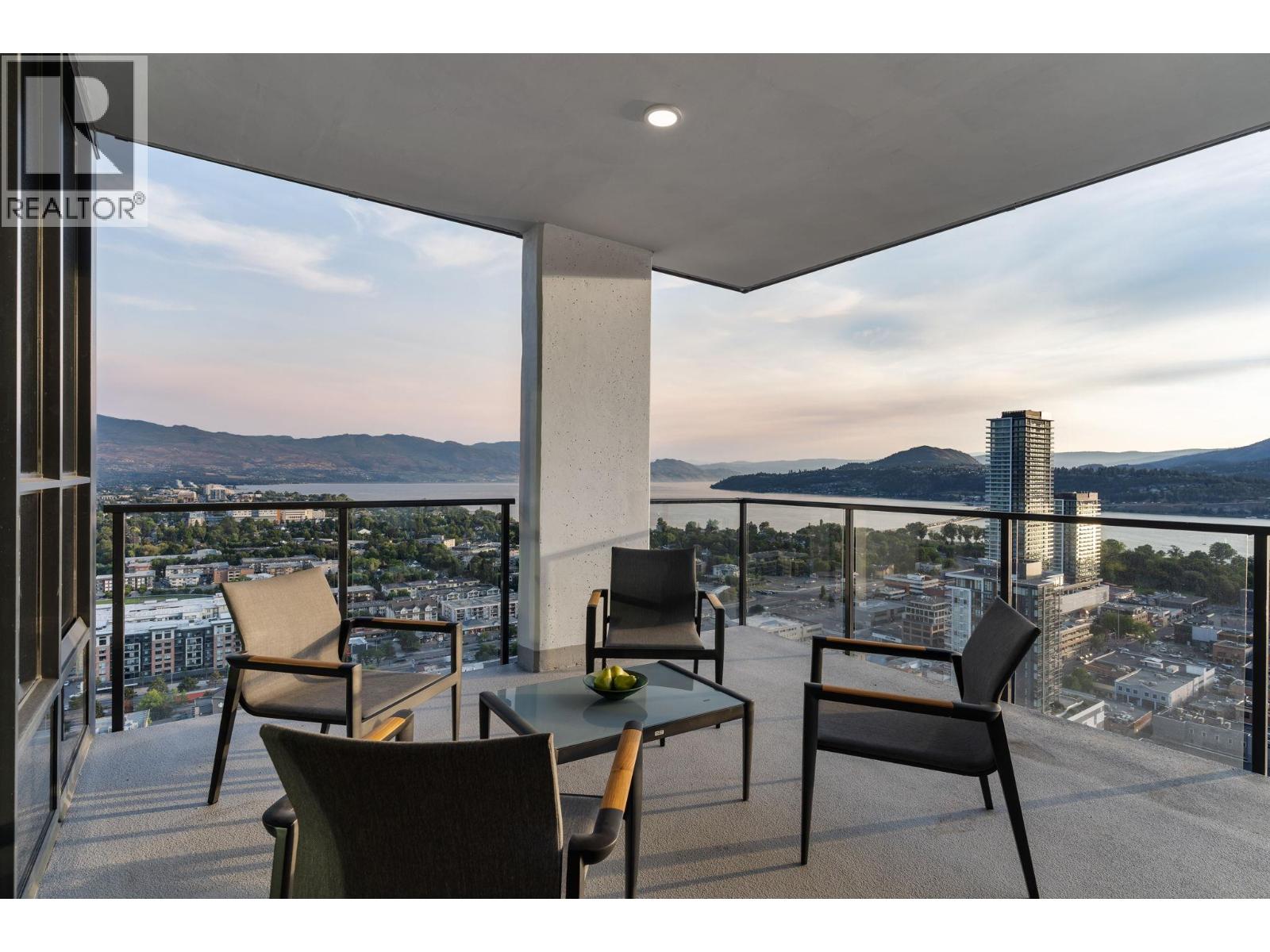 3202 1488 Bertram Street, Kelowna