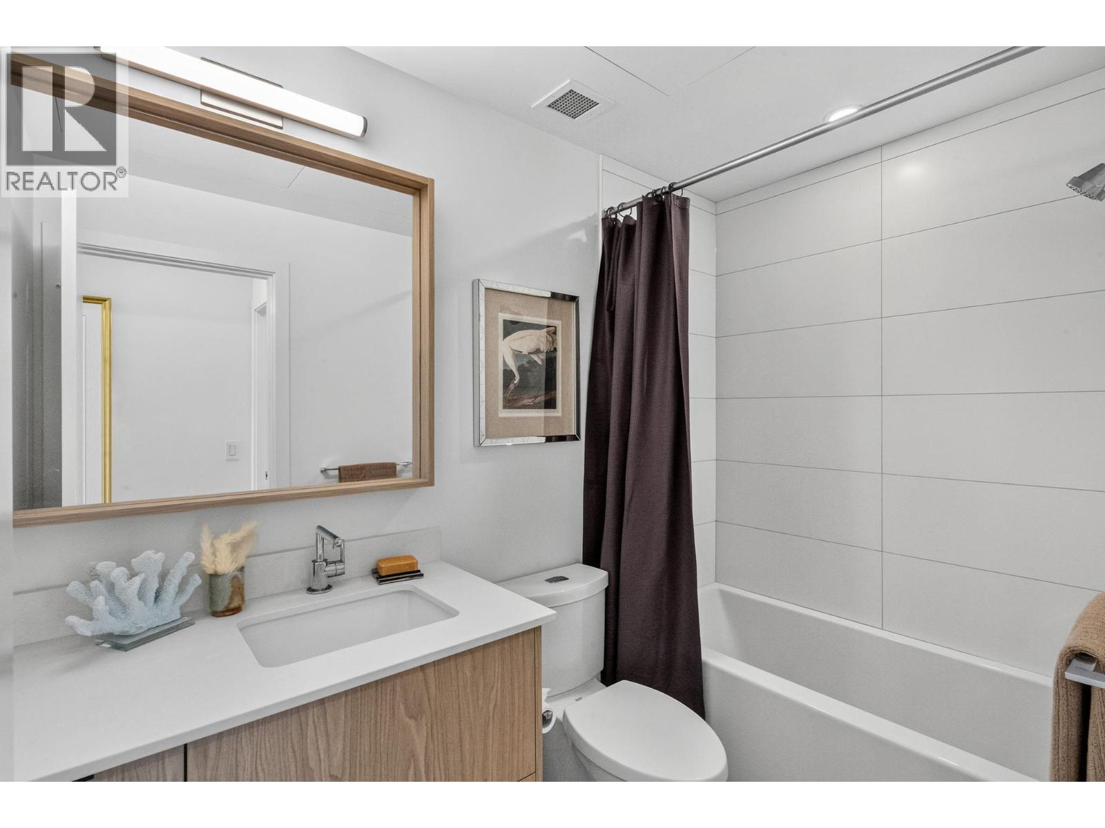 3202 1488 Bertram Street, Kelowna
