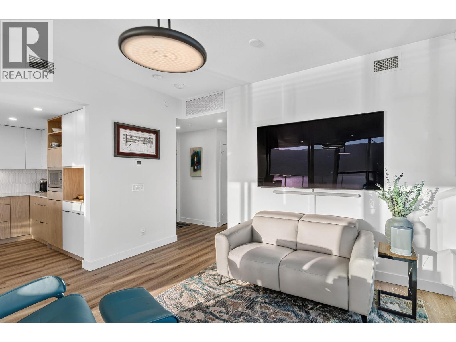 3202 1488 Bertram Street, Kelowna