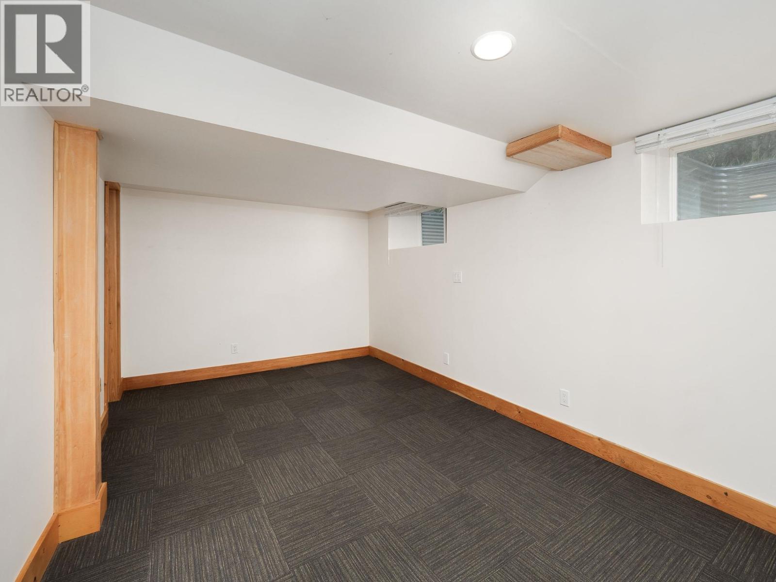 2688 INLANDER STREET - Image 29
