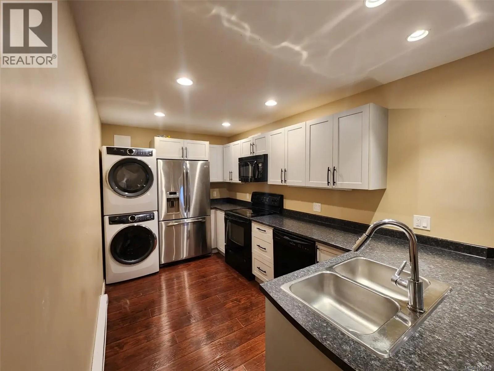 2399 Caffery Pl - 33