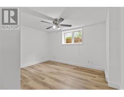 77 Penney Crescent thumbnail 32