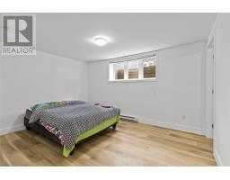 77 Penney Crescent thumbnail 34