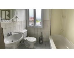 26 Whiteway Street thumbnail 19