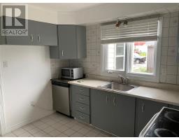 26 Whiteway Street thumbnail 8