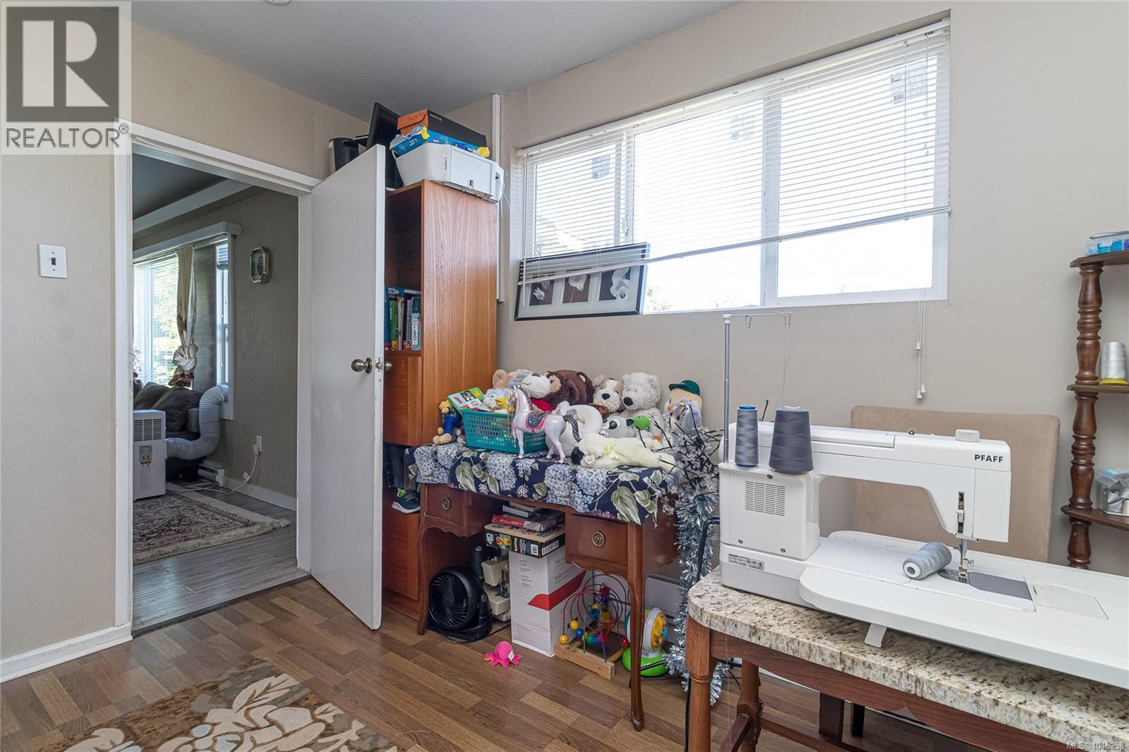 514 Nicol St - Image 22