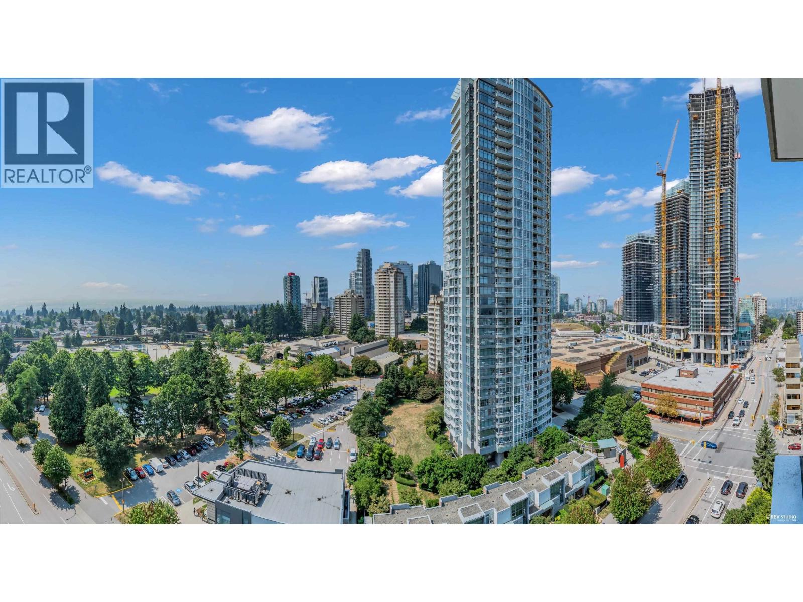 2 Bed, 2 Bath House for Sale in Burnaby – 2007 6538 NELSON AVENUE, Burnaby – MLS# R3153247 - Image 27