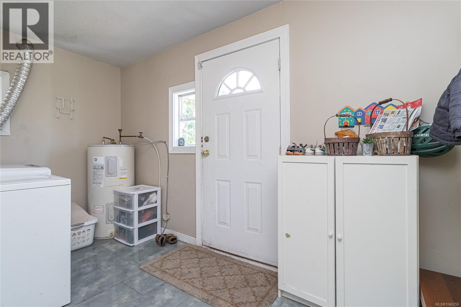 514 Nicol St - 23