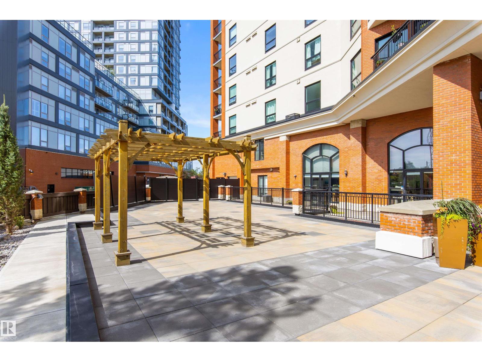 #105 10108 125 ST NW - Image 38
