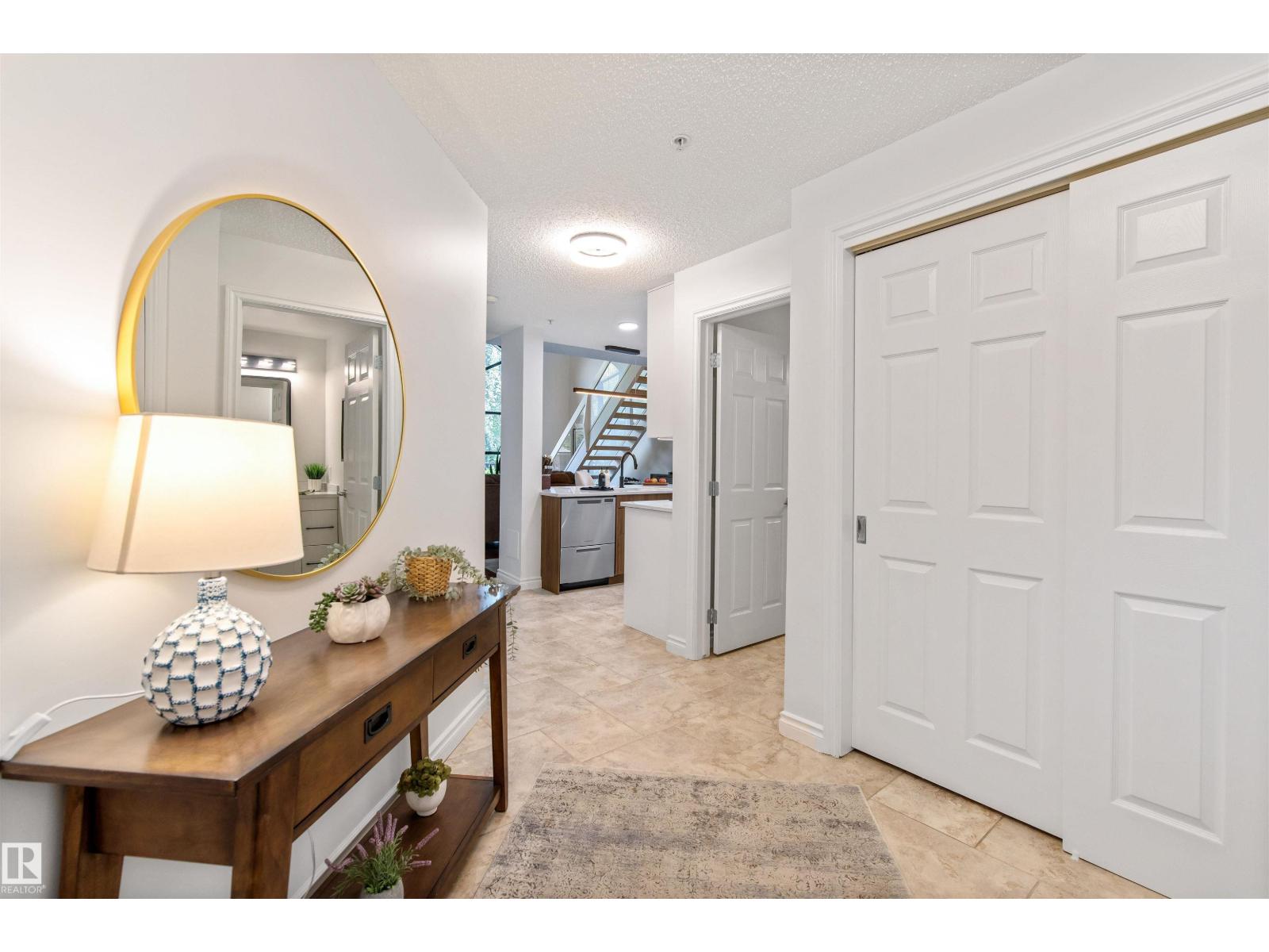 #105 10108 125 ST NW - Image 4