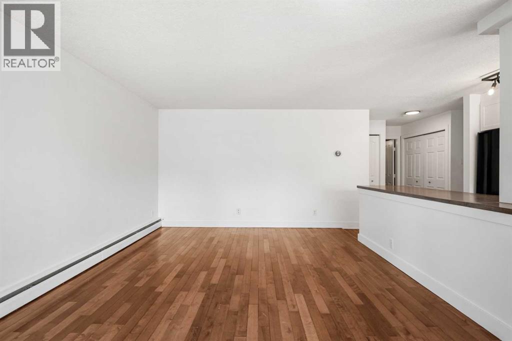 #7 2110 15 Street SW - 11
