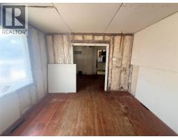 4pc Bathroom - 304 Mcanally Street, Trail, BC V1R3R4 Photo 6