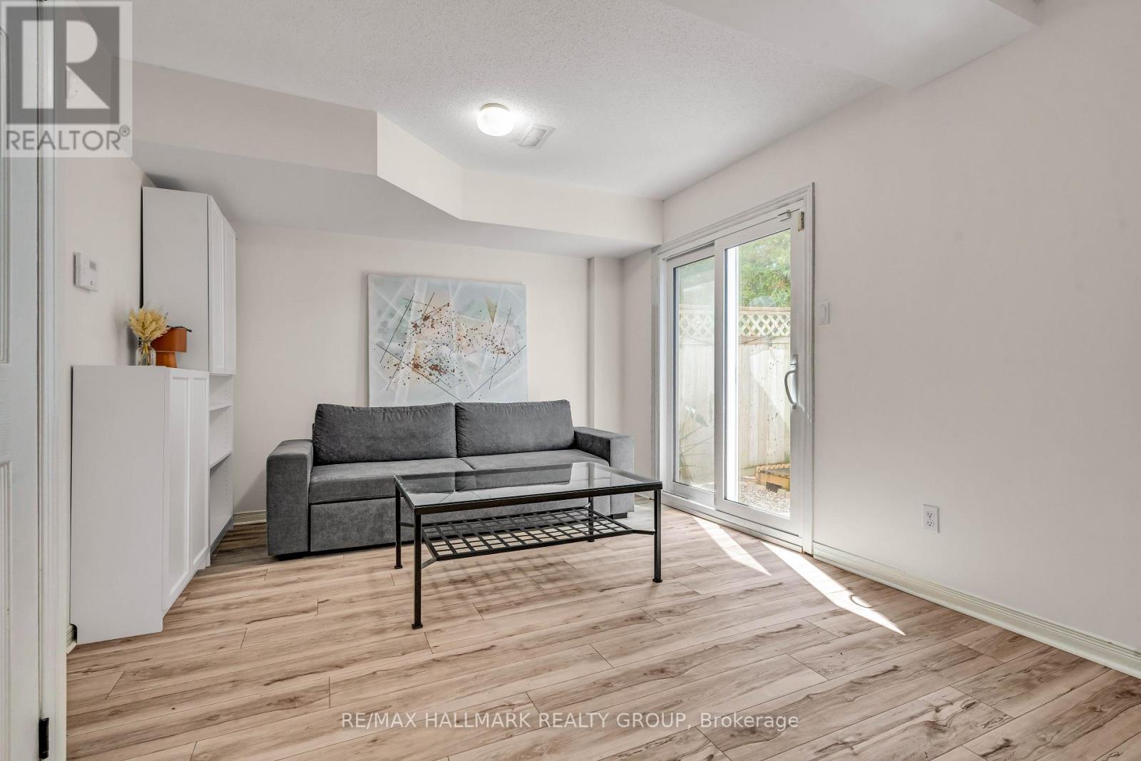 2 Bed, 2 Bath House for Rent in Ottawa – 11 – 10 HINTONBURG PLACE, Ottawa – MLS# X13646240 - Image 30