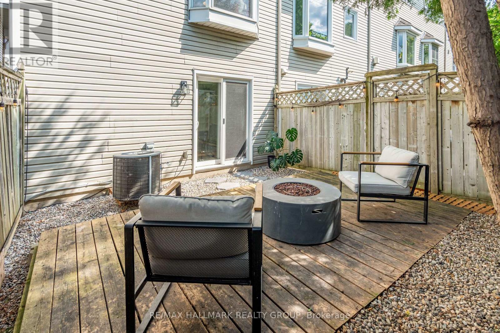 2 Bed, 2 Bath House for Rent in Ottawa – 11 – 10 HINTONBURG PLACE, Ottawa – MLS# X13646240 - Image 35
