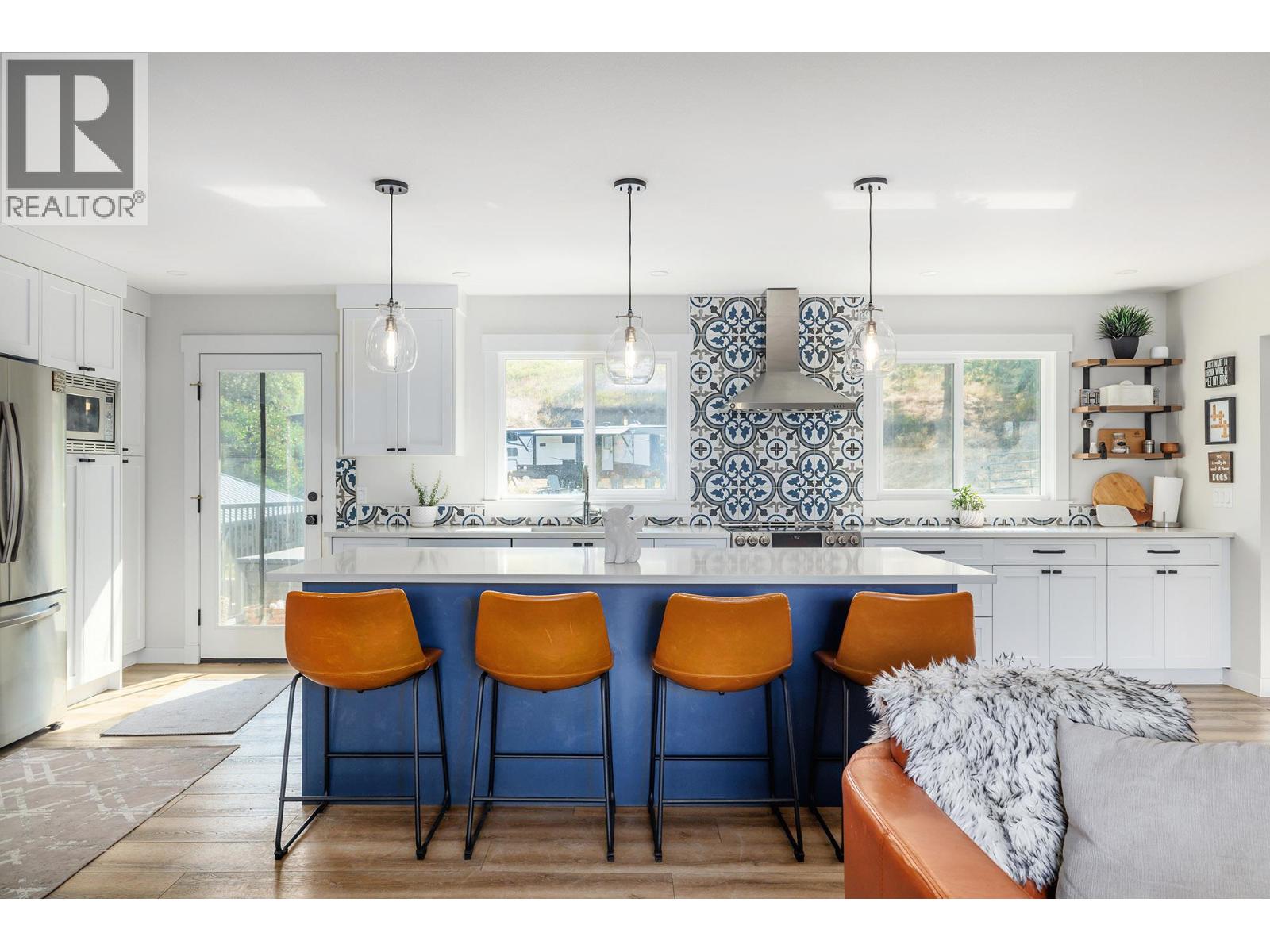  13487 Middle Bench Road, Lake Country