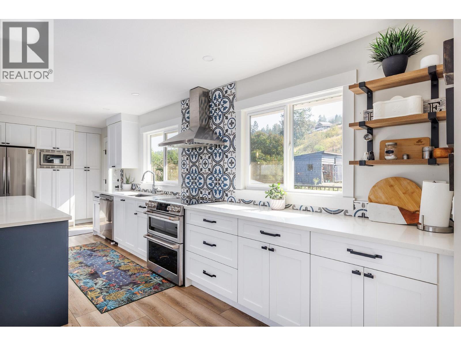  13487 Middle Bench Road, Lake Country