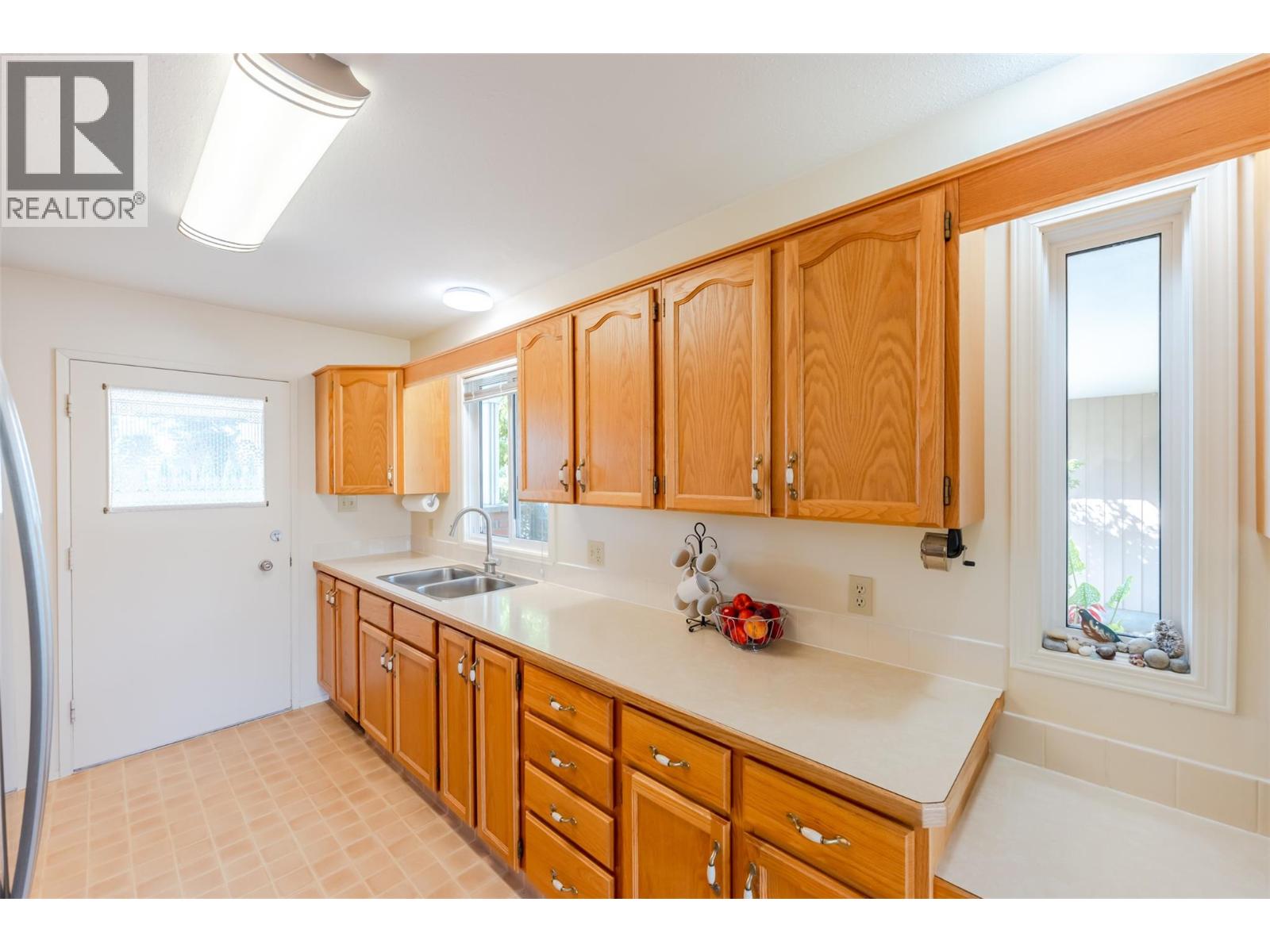  5608 Yarrow Street, Oliver