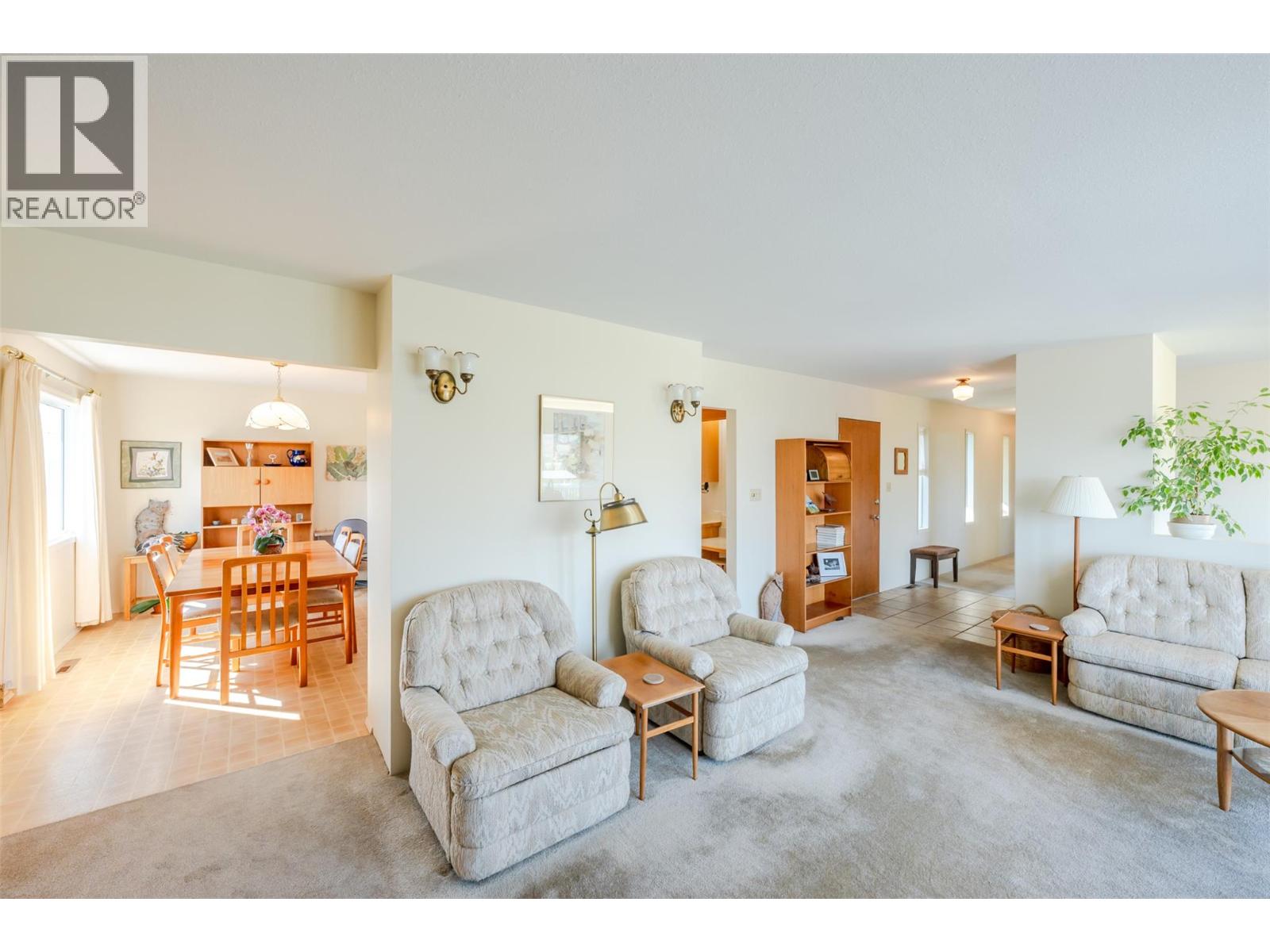  5608 Yarrow Street, Oliver