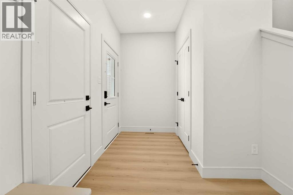 2518 44 Street S - 3