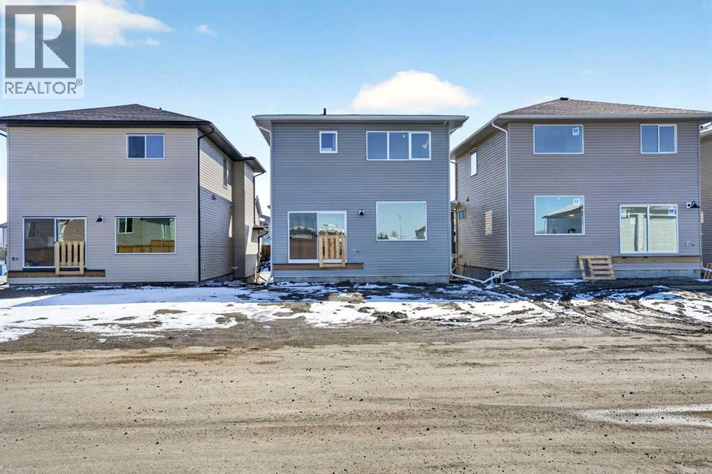 2518 44 Street S - 36