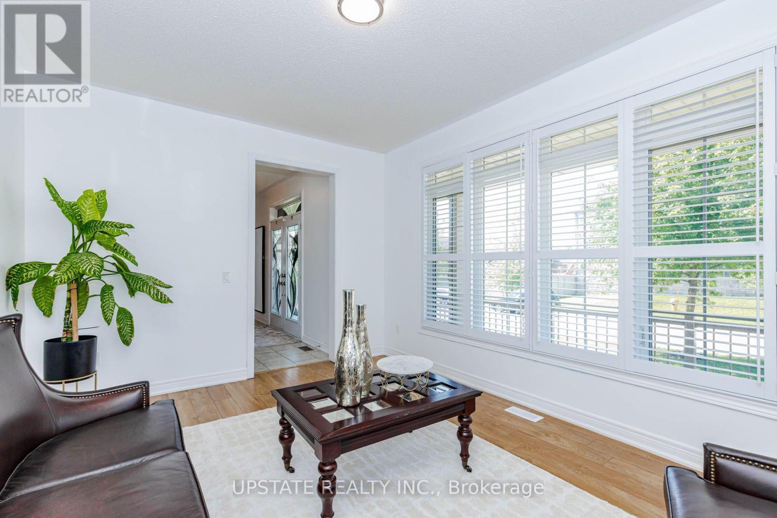 757 COOK CRESCENT - 10