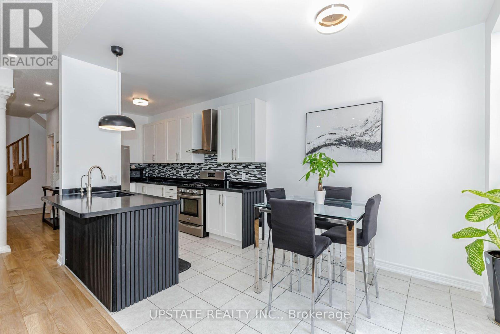 757 COOK CRESCENT - 20