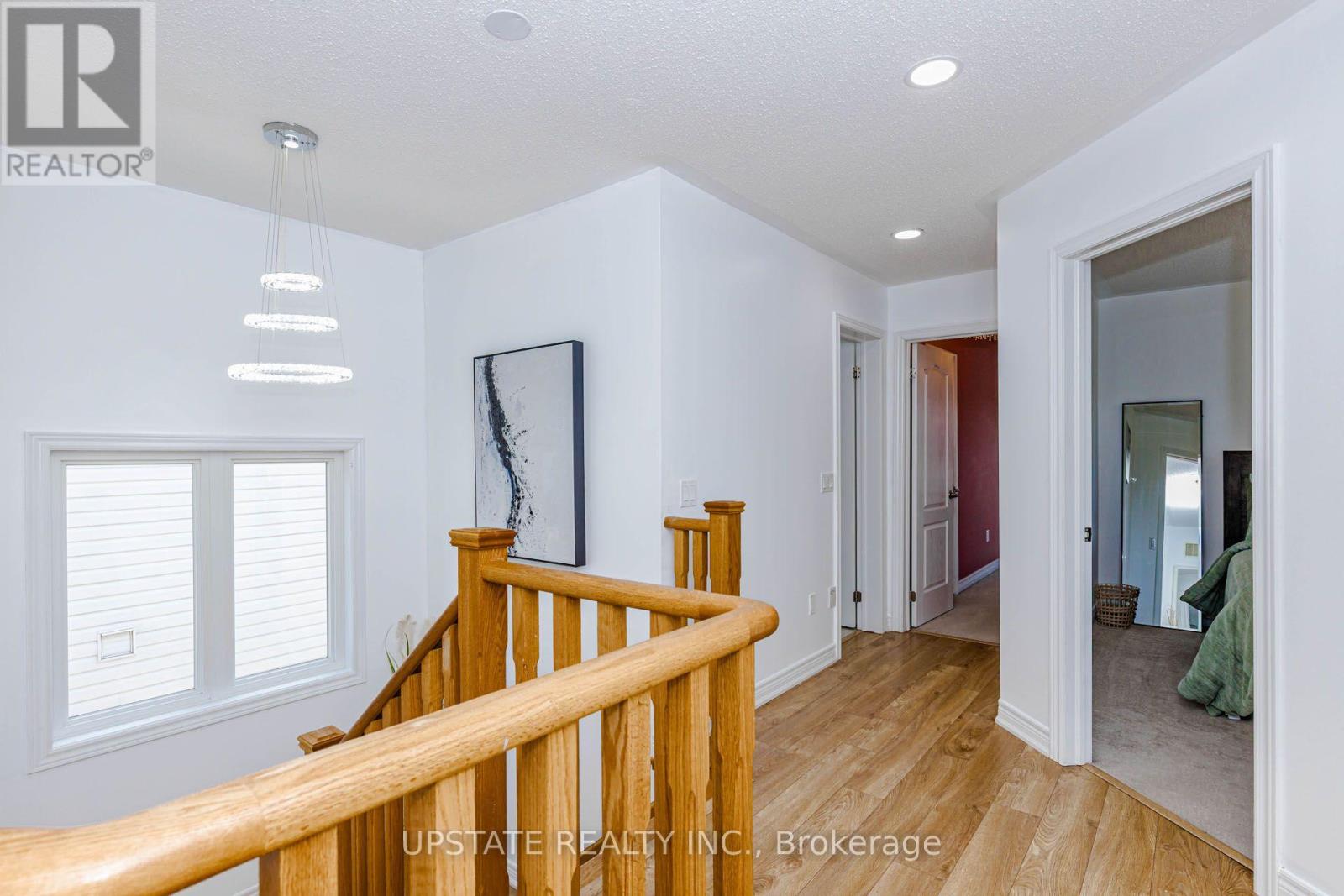 757 COOK CRESCENT - 30