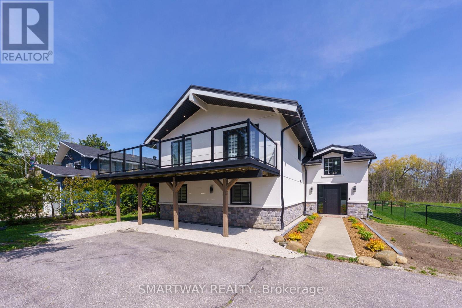 107 CAMPBELL CRESCENT