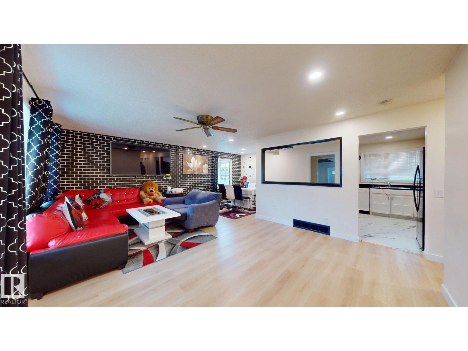 12812 45 ST NW - Image 7