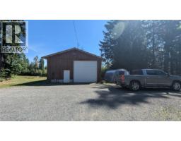 2400 Ployart Rd, Black Creek, BC V9J1H8 Photo 11