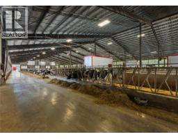 2400 Ployart Rd, Black Creek, BC V9J1H8 Photo 22