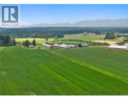 2400 Ployart Rd, Black Creek, BC V9J1H8 Photo 33