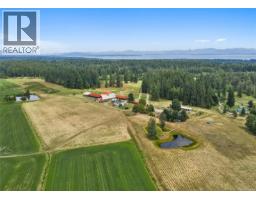 2400 Ployart Rd, Black Creek, BC V9J1H8 Photo 38