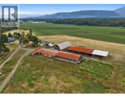 2400 Ployart Rd, Black Creek, BC V9J1H8 Photo 39