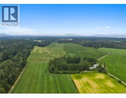 2400 Ployart Rd, Black Creek, BC V9J1H8 Photo 46