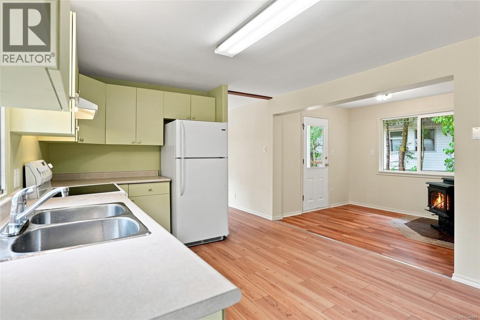 470 Fourneau Way - 16