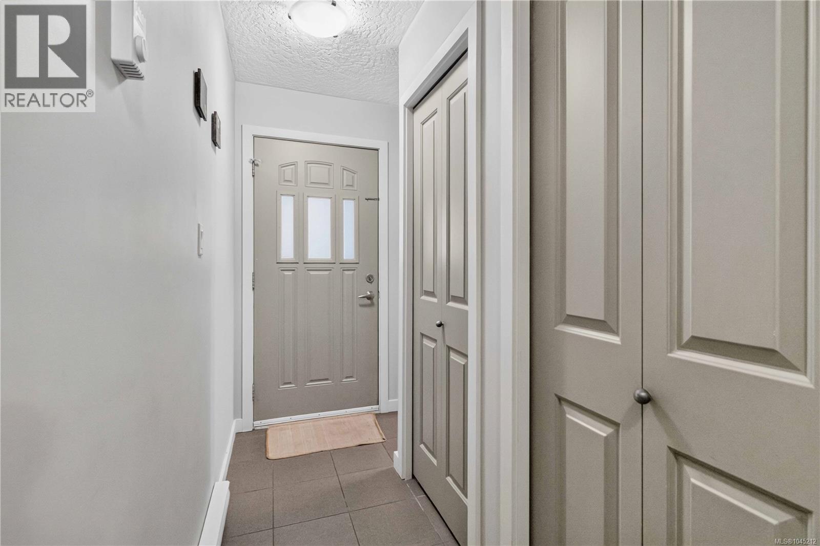#113 820 Brock Ave - 22