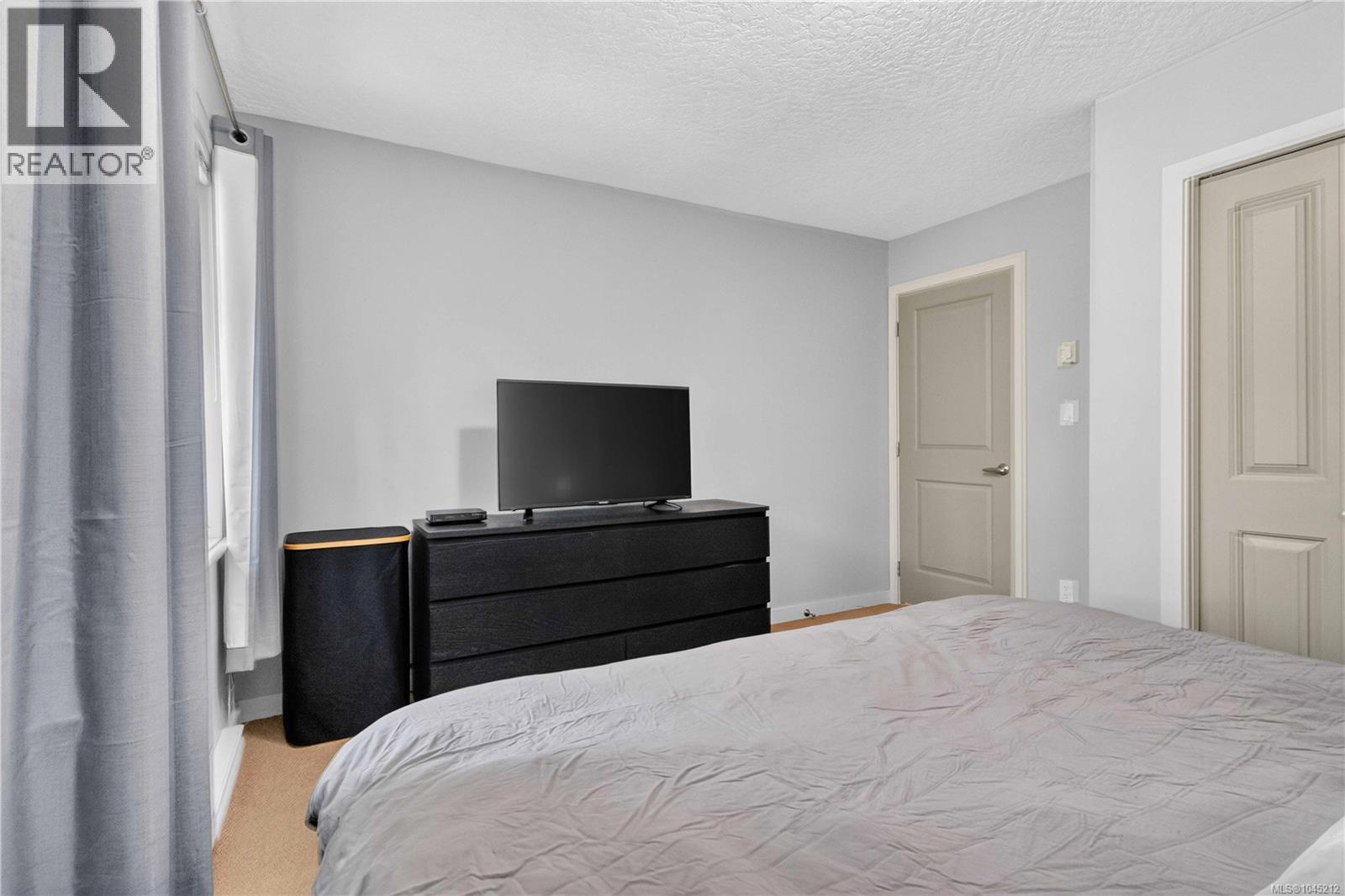 #113 820 Brock Ave - 30