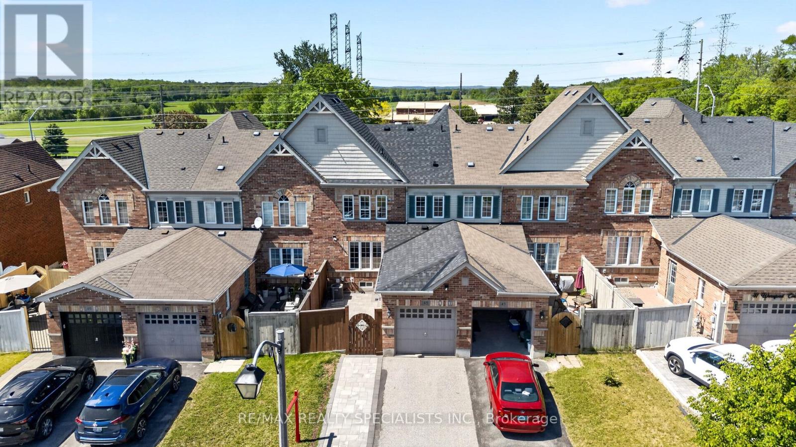 45 WARNFORD CIRCLE - 3