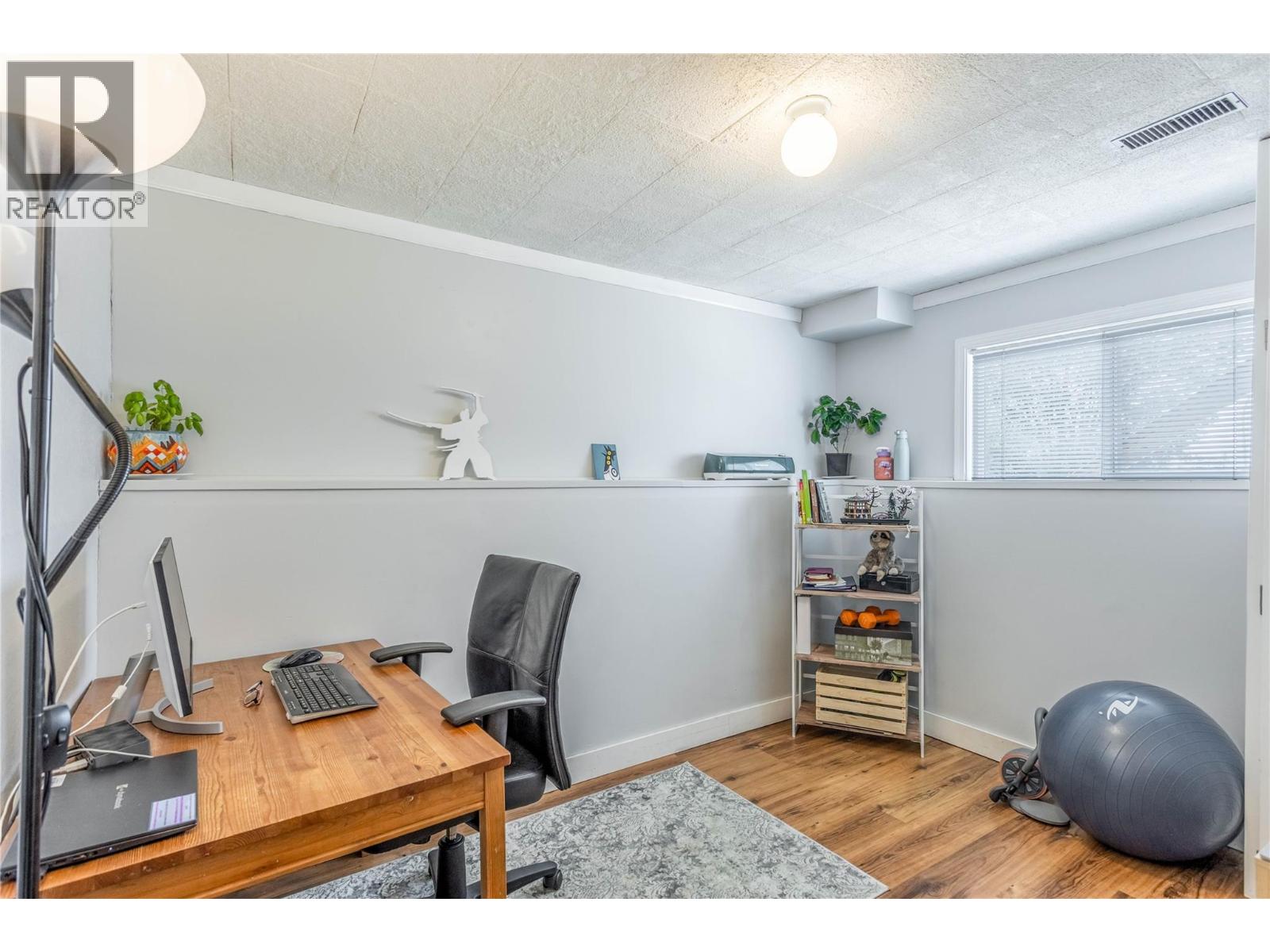 2103 12 Street - 19