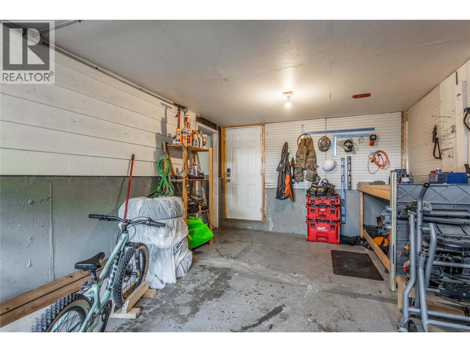 2103 12 Street, Vernon