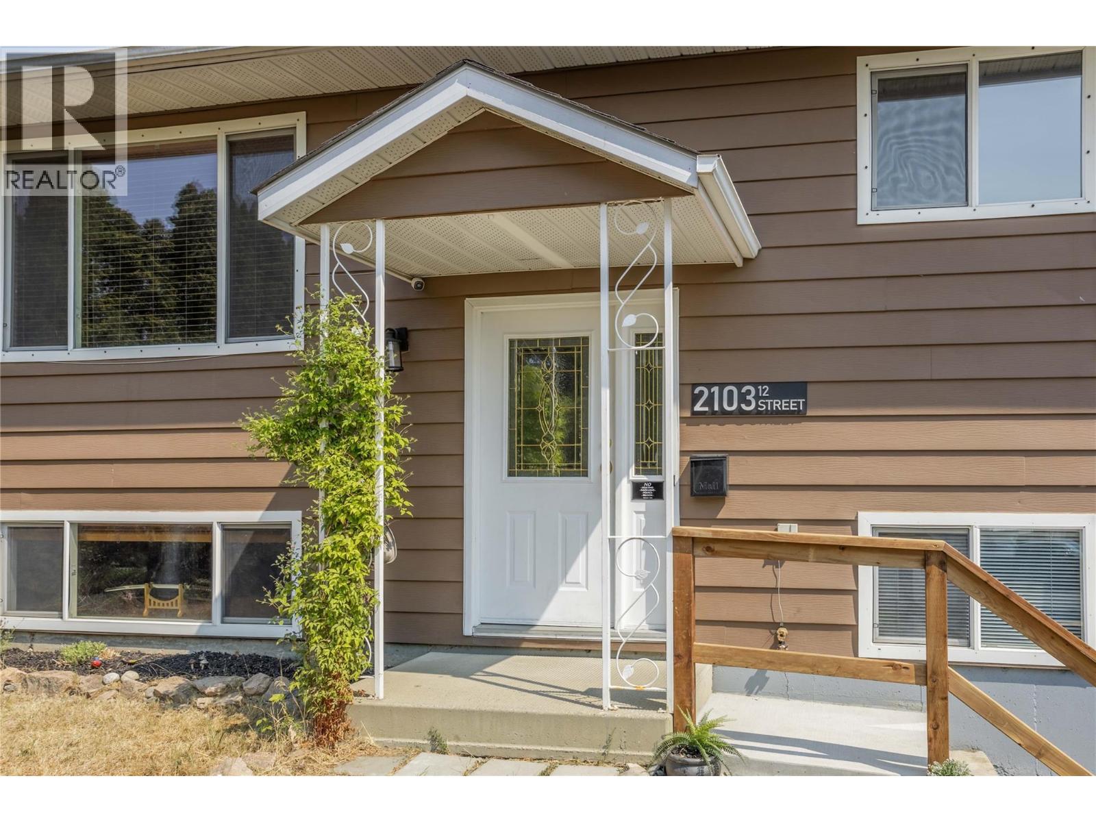2103 12 Street, Vernon