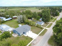 11 Henderson Avenue, Whitemouth, MB R0E2G0 Photo 32