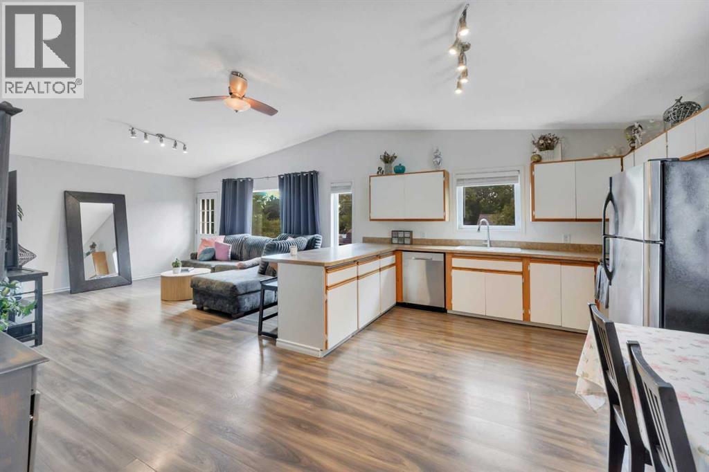 3705 45 Street - Image 11