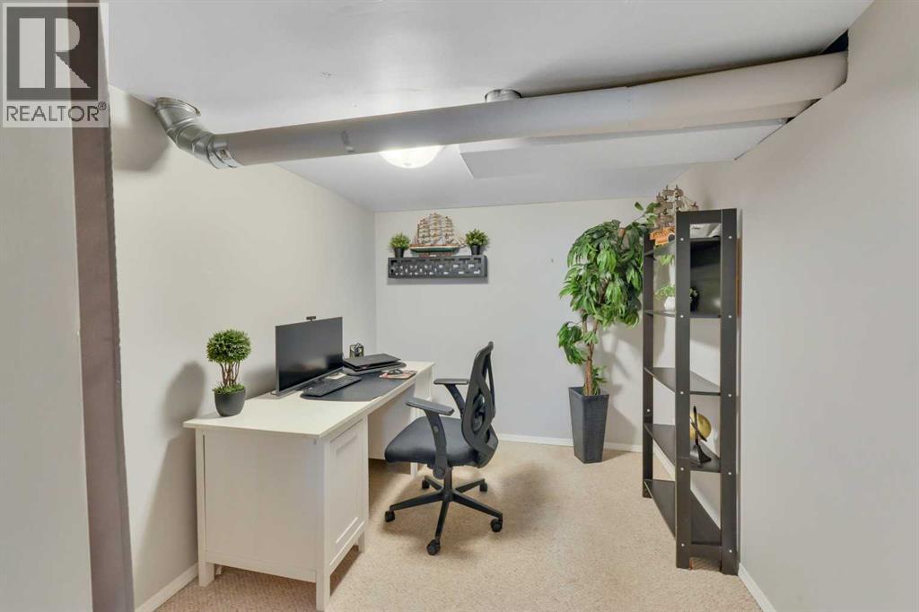 3705 45 Street - Image 34