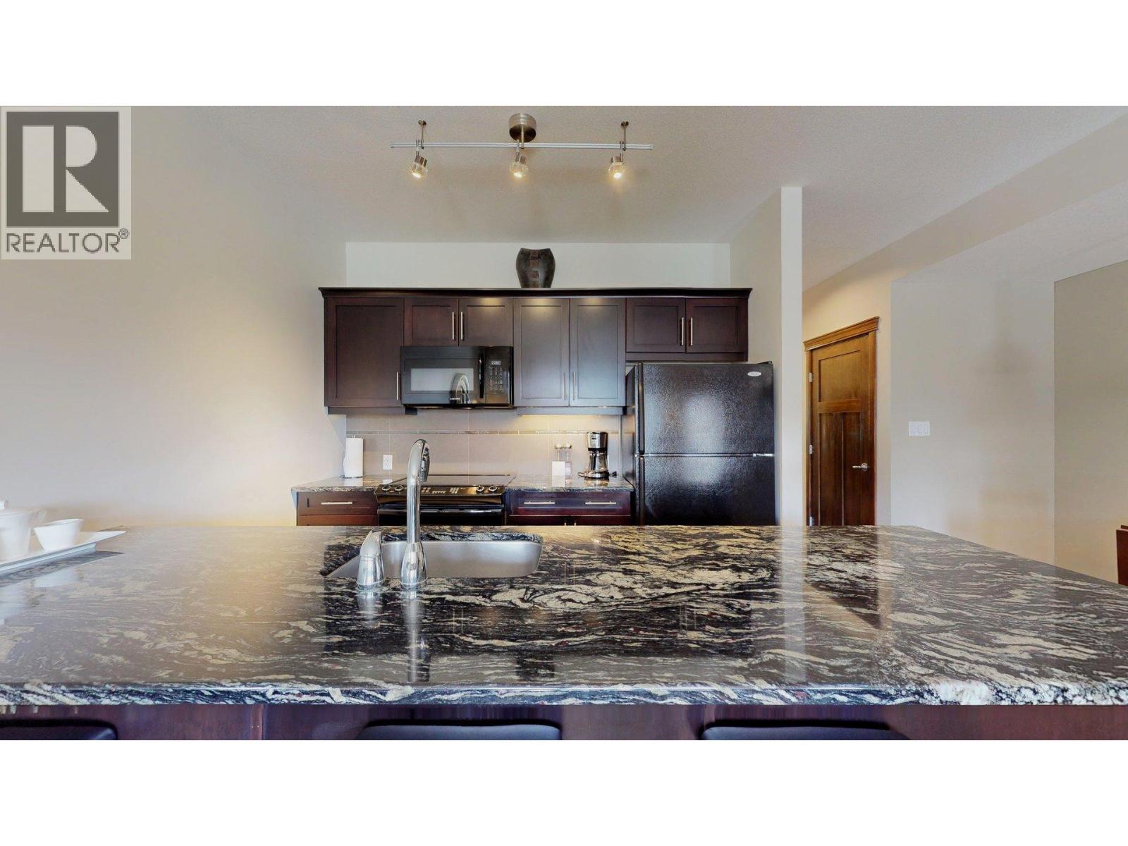 #715 E 700 BIGHORN Boulevard - Image 19