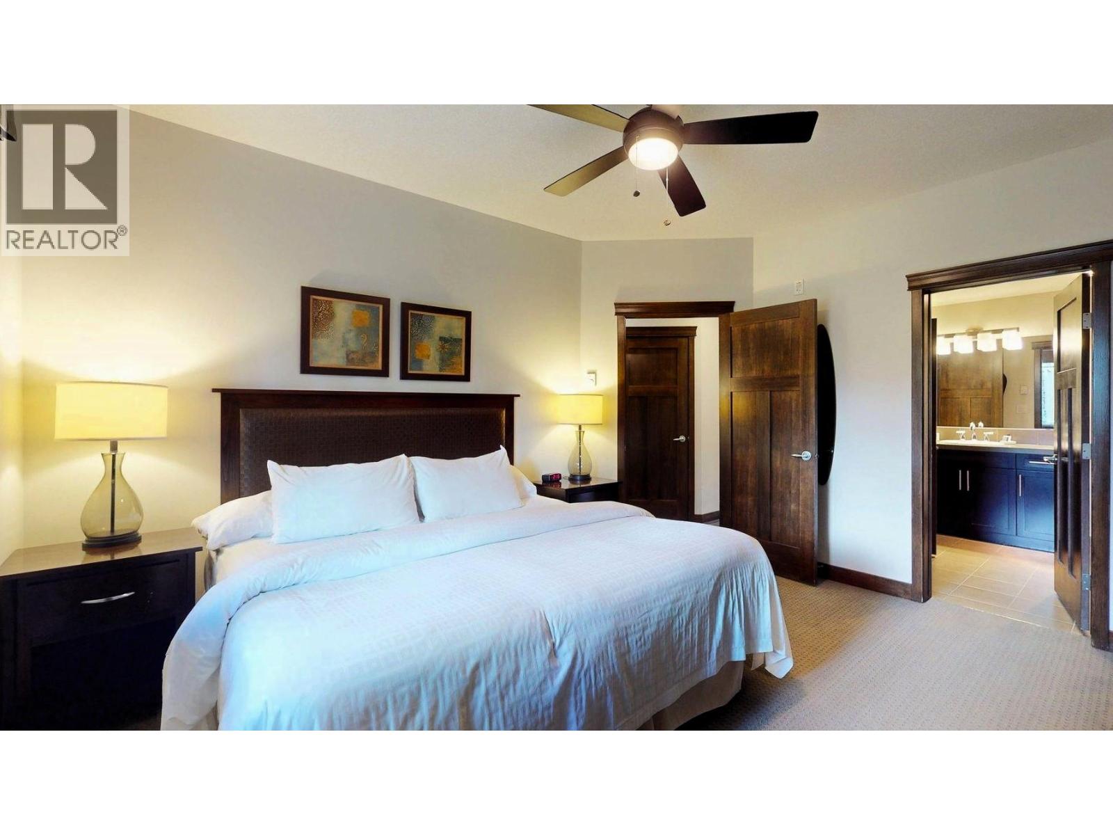 #715 E 700 BIGHORN Boulevard - 29