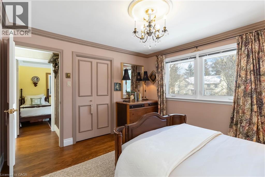 150 CAIRNCROFT Road - Image 34