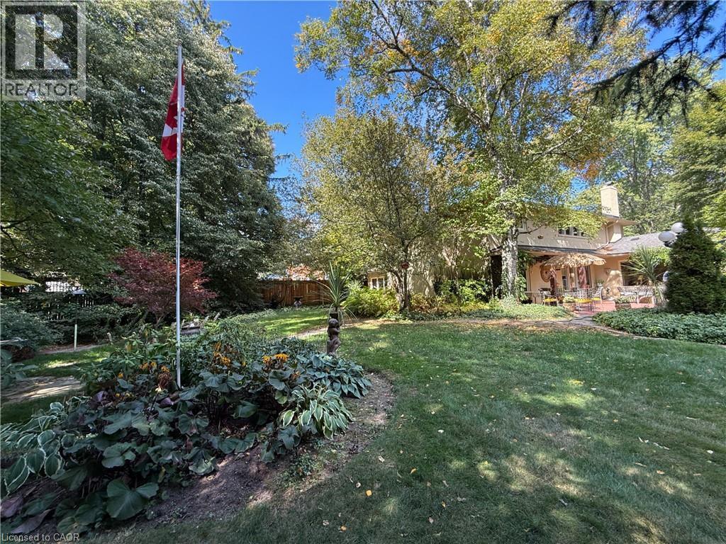 150 CAIRNCROFT Road - 43